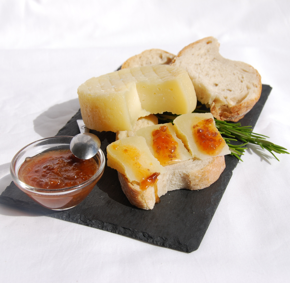 Queijo de ovelha Alentejano merendeira 2_osaborladaterra Queijo de ovelha Alentejano merendeira 2_osaborladaterra